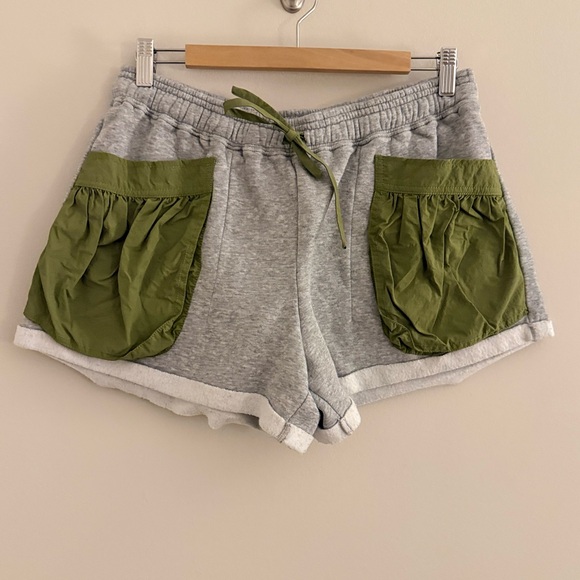 BDG Gray & Olive Utility Pocket Sweat Shorts Size L | Cozy Streetwear - Picture 3 of 10